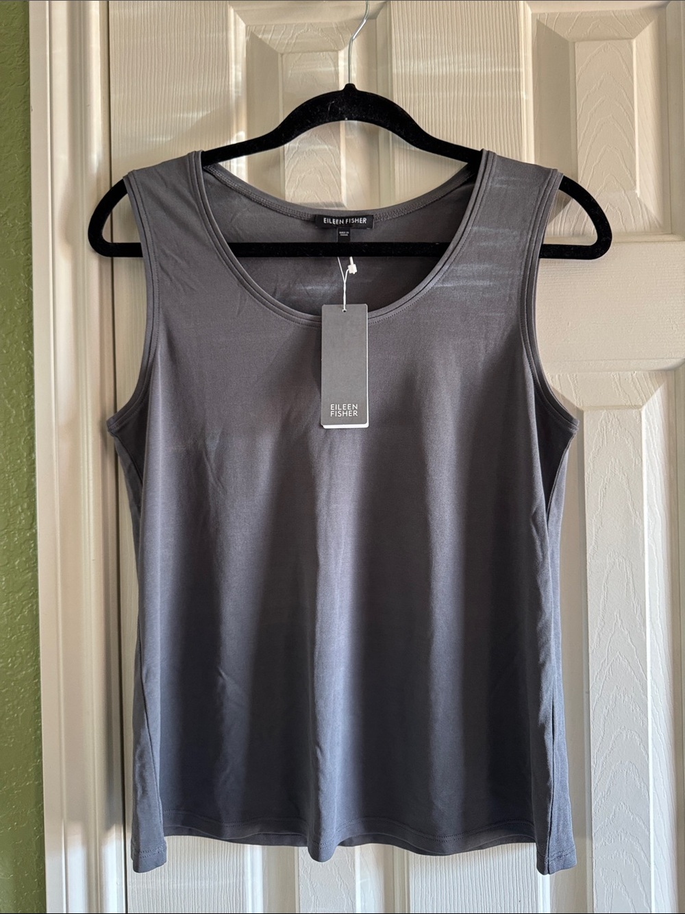 Eileen Fisher Gray Sleeveless Scoop Neck Silk Tank